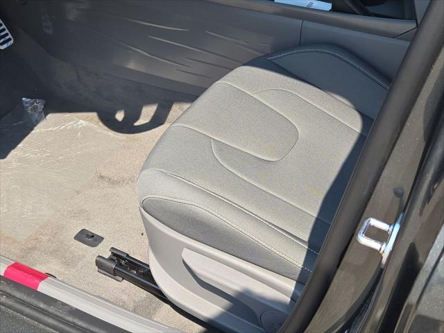 new 2025 Hyundai Elantra car, priced at $23,214