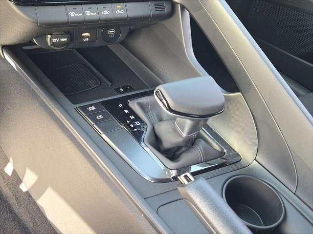 new 2025 Hyundai Elantra car, priced at $23,214