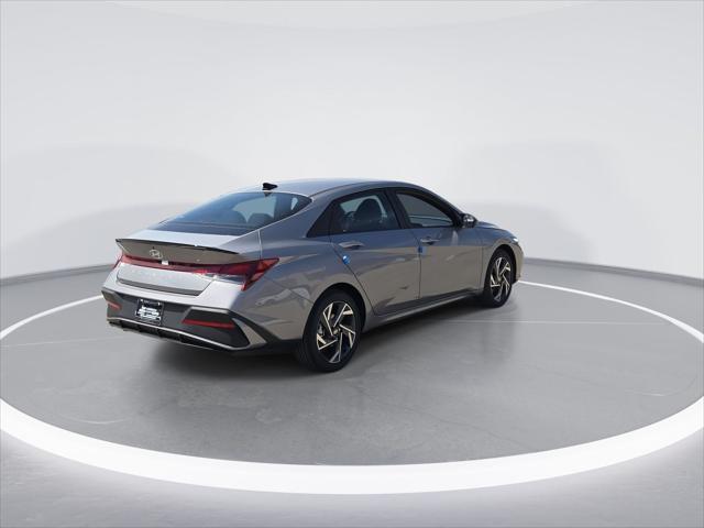 new 2025 Hyundai Elantra car, priced at $23,214