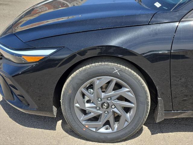 new 2025 Hyundai ELANTRA HEV car, priced at $25,484