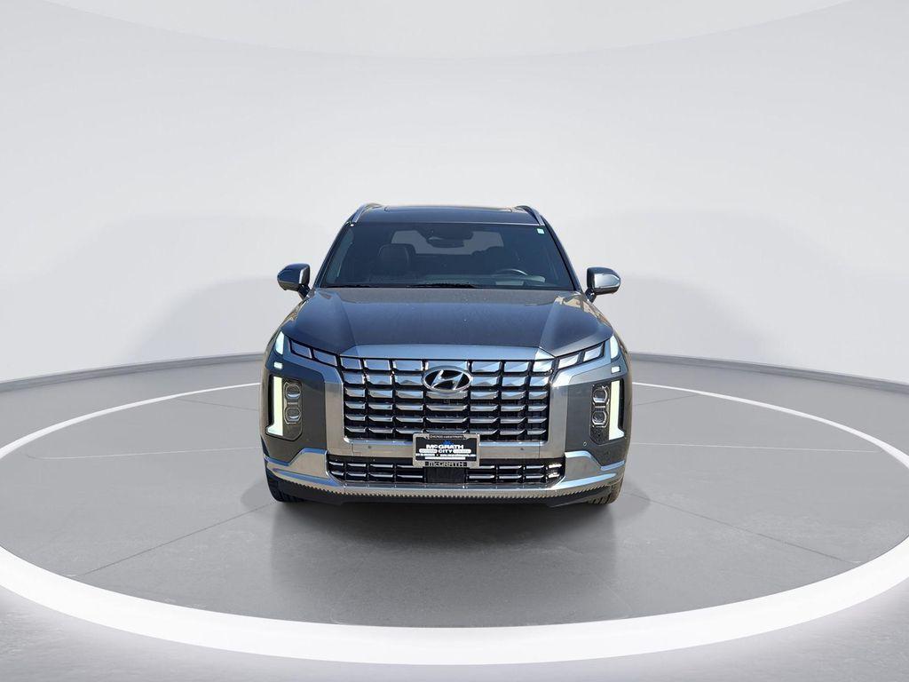 used 2024 Hyundai Palisade car, priced at $41,997