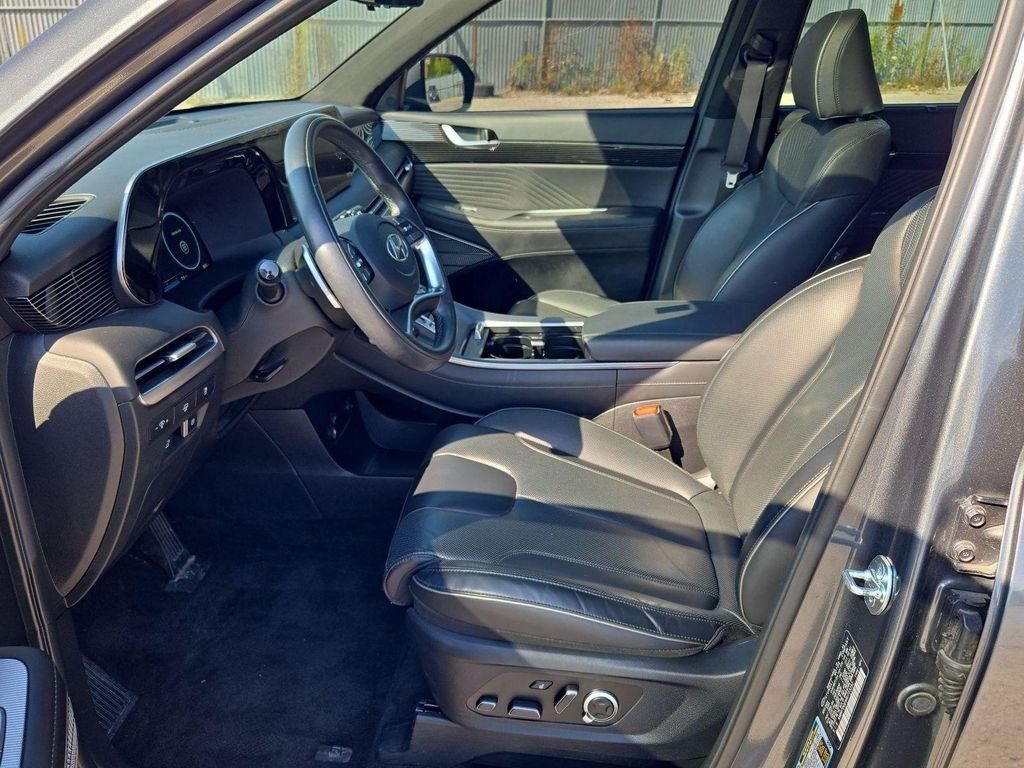 used 2024 Hyundai Palisade car, priced at $41,997