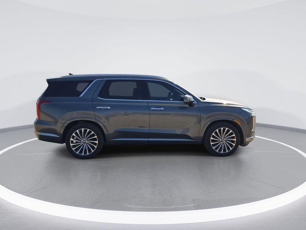used 2024 Hyundai Palisade car, priced at $41,997
