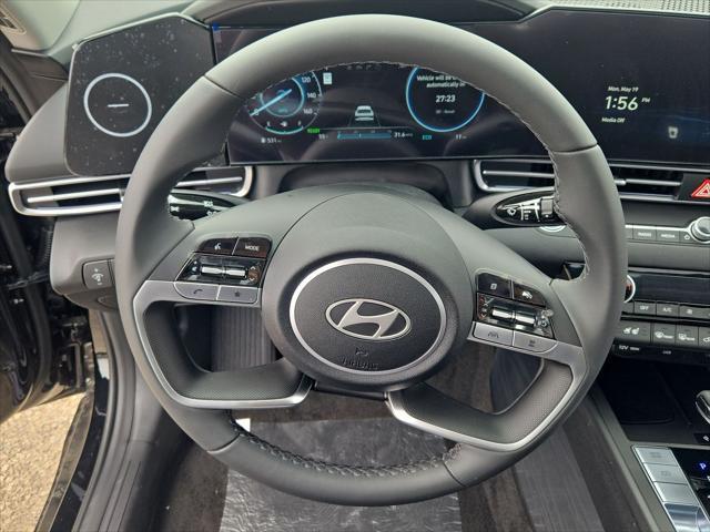 new 2025 Hyundai Elantra car, priced at $29,823