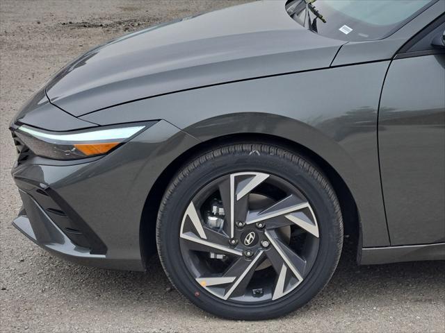 new 2025 Hyundai Elantra car, priced at $25,983