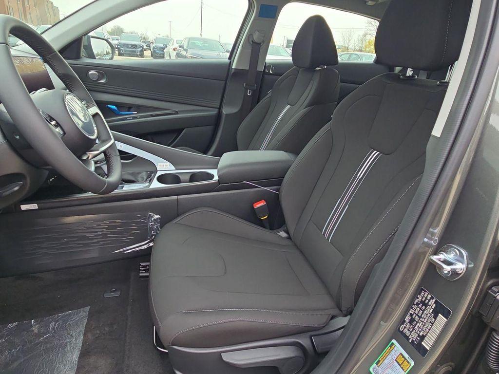 new 2025 Hyundai Elantra car, priced at $25,983