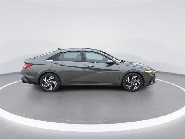 new 2025 Hyundai Elantra car, priced at $25,983
