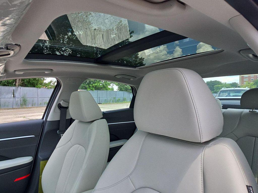 new 2025 Hyundai Sonata Hybrid car, priced at $34,745