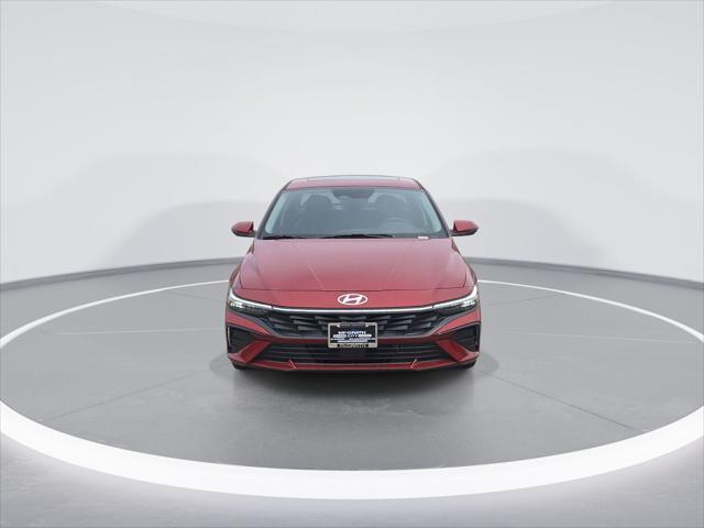 new 2025 Hyundai Elantra car, priced at $30,293