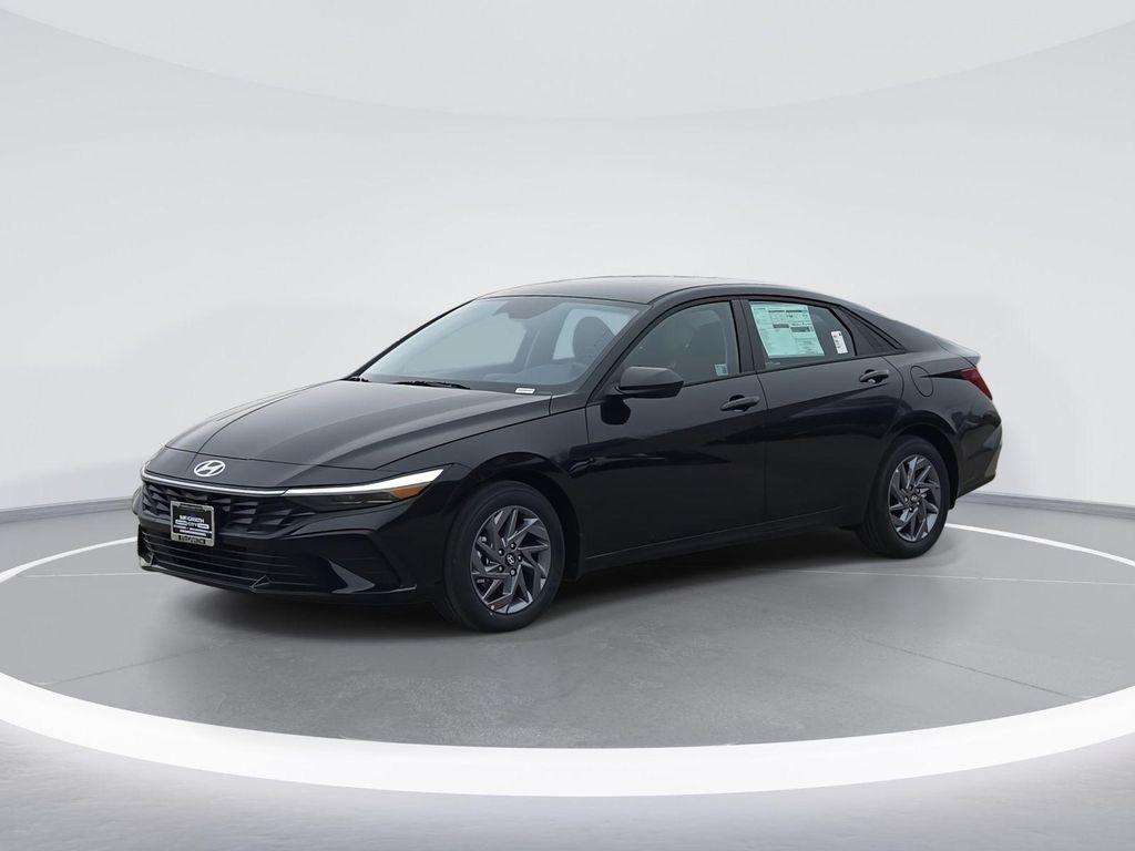 new 2025 Hyundai ELANTRA HEV car, priced at $24,270