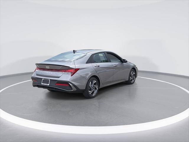 new 2025 Hyundai Elantra car, priced at $22,878