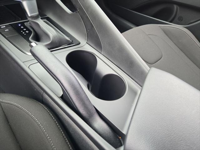 new 2025 Hyundai Elantra car, priced at $22,878