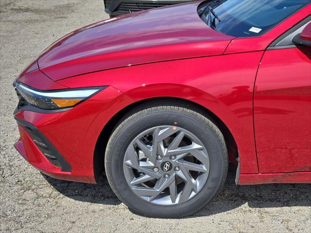 new 2025 Hyundai ELANTRA HEV car, priced at $26,159