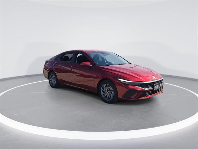 new 2025 Hyundai ELANTRA HEV car, priced at $26,159