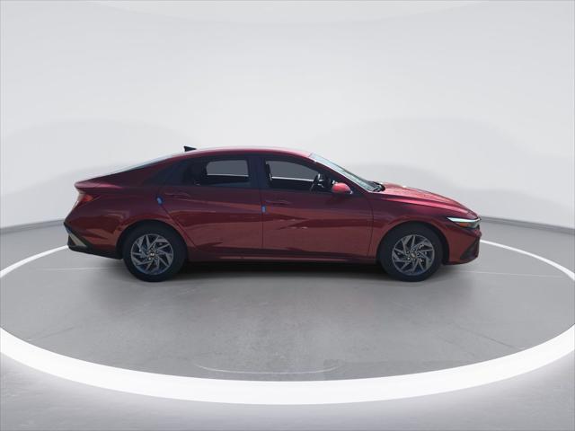 new 2025 Hyundai ELANTRA HEV car, priced at $26,159