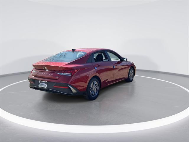 new 2025 Hyundai ELANTRA HEV car, priced at $26,159