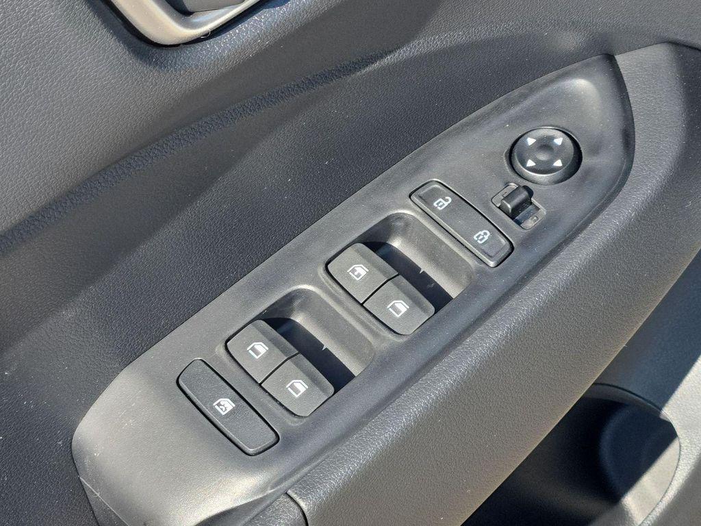 new 2025 Hyundai Venue car, priced at $21,727