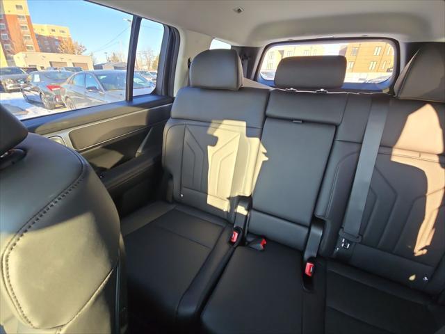 new 2025 Hyundai Santa Fe car, priced at $37,638
