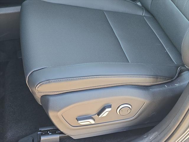 new 2025 Hyundai Santa Fe car, priced at $37,638