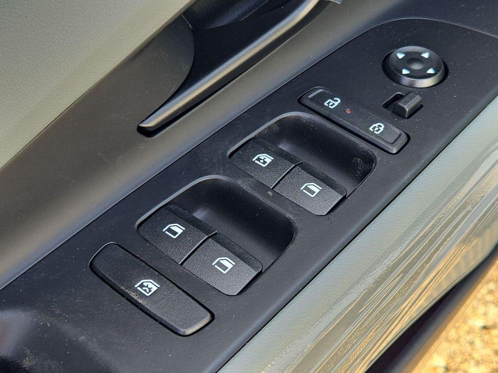 new 2025 Hyundai ELANTRA HEV car, priced at $29,007