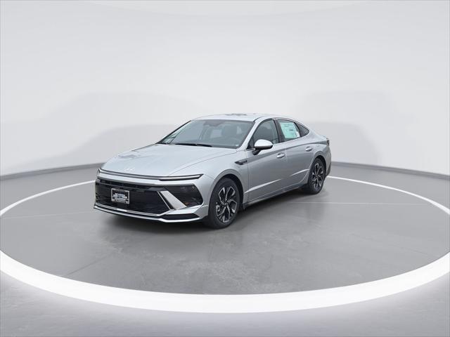 new 2025 Hyundai Sonata car, priced at $28,705