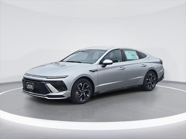 new 2025 Hyundai Sonata car, priced at $28,705