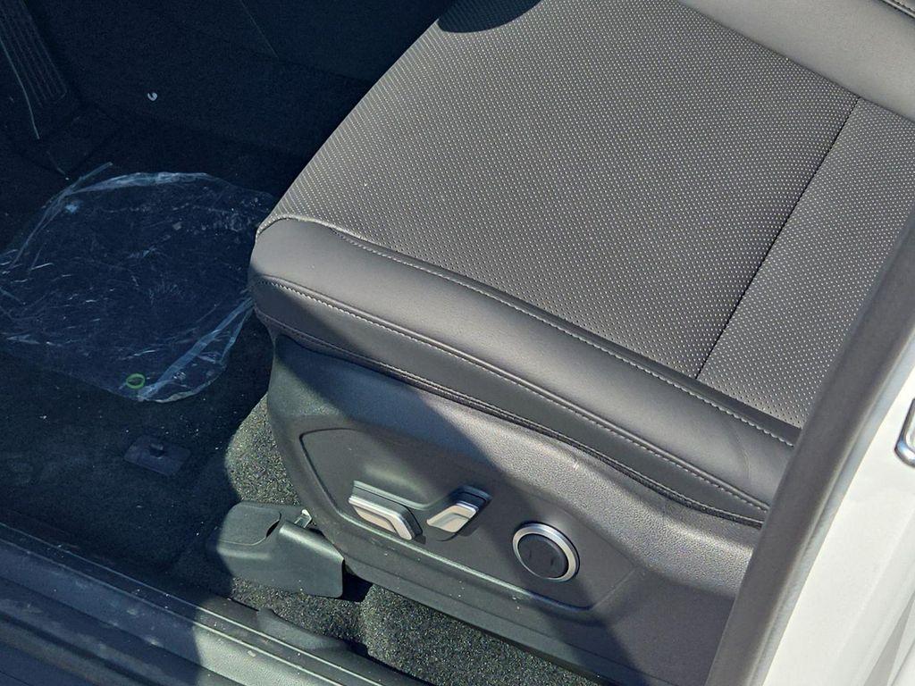 new 2026 Hyundai Santa Fe car, priced at $39,522