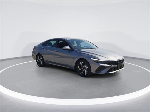 new 2025 Hyundai Elantra car, priced at $25,981