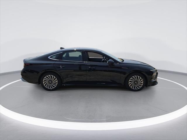 new 2025 Hyundai Sonata Hybrid car, priced at $37,382