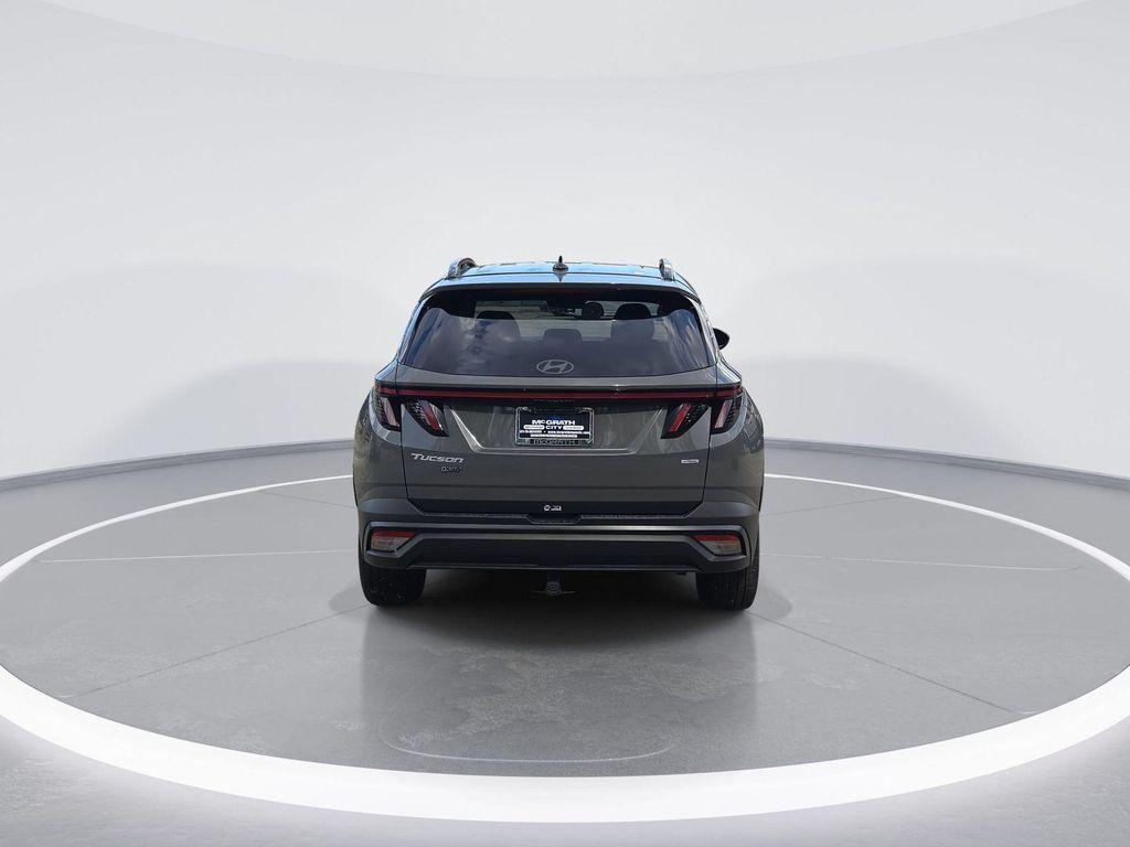 new 2025 Hyundai Tucson car, priced at $31,880
