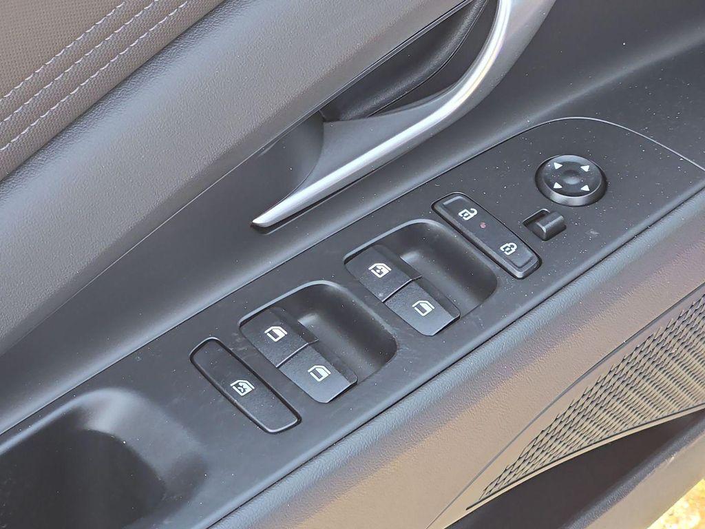new 2025 Hyundai Elantra car, priced at $26,023