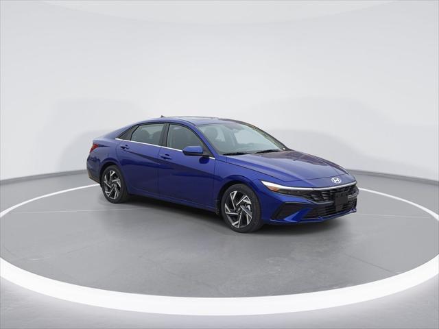 new 2025 Hyundai Elantra car, priced at $25,981