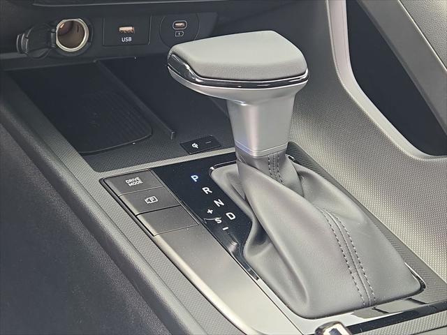 new 2025 Hyundai Elantra car, priced at $23,251