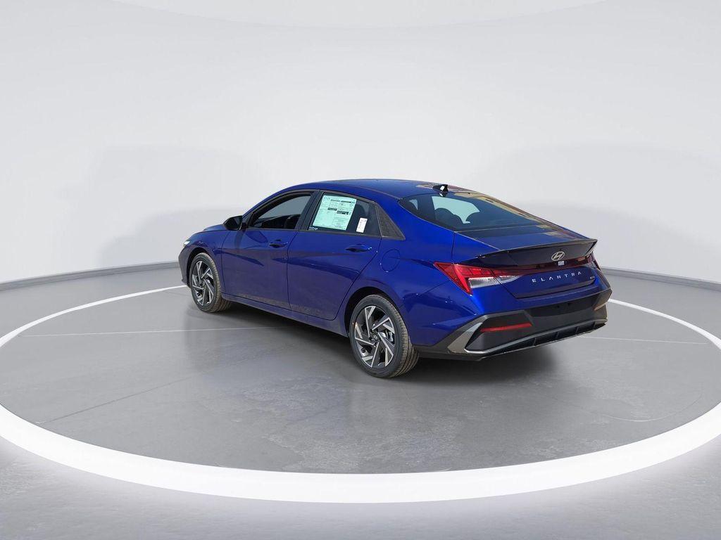 new 2025 Hyundai ELANTRA HEV car, priced at $26,199