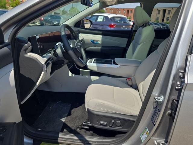 new 2025 Hyundai TUCSON Hybrid car, priced at $36,426