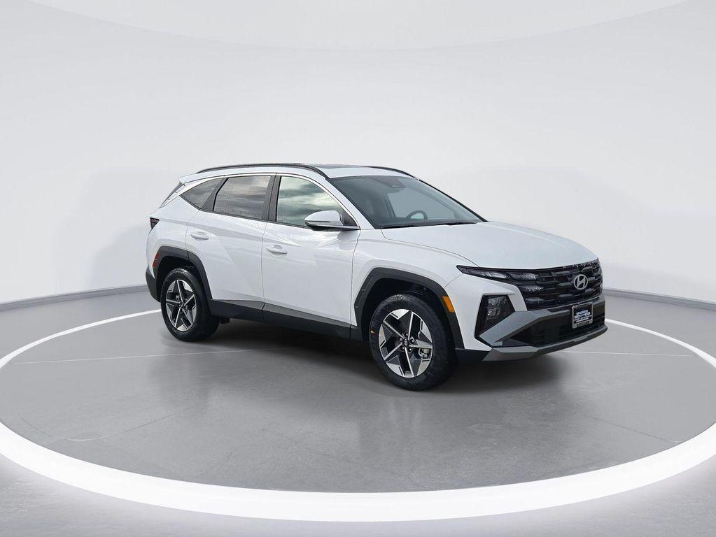 new 2025 Hyundai Tucson car, priced at $30,905