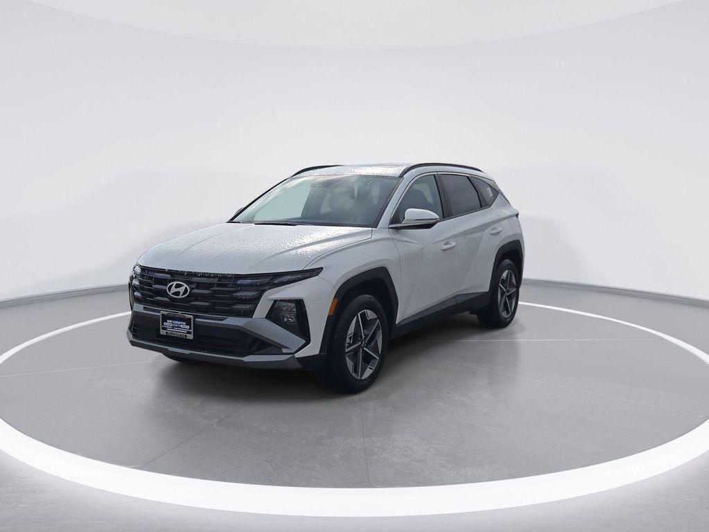 new 2025 Hyundai Tucson car, priced at $30,905