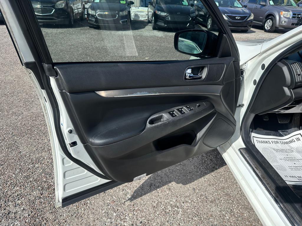 used 2012 INFINITI G25x car, priced at $3,400