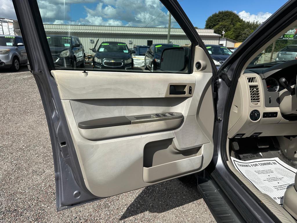 used 2008 Ford Escape car, priced at $2,995