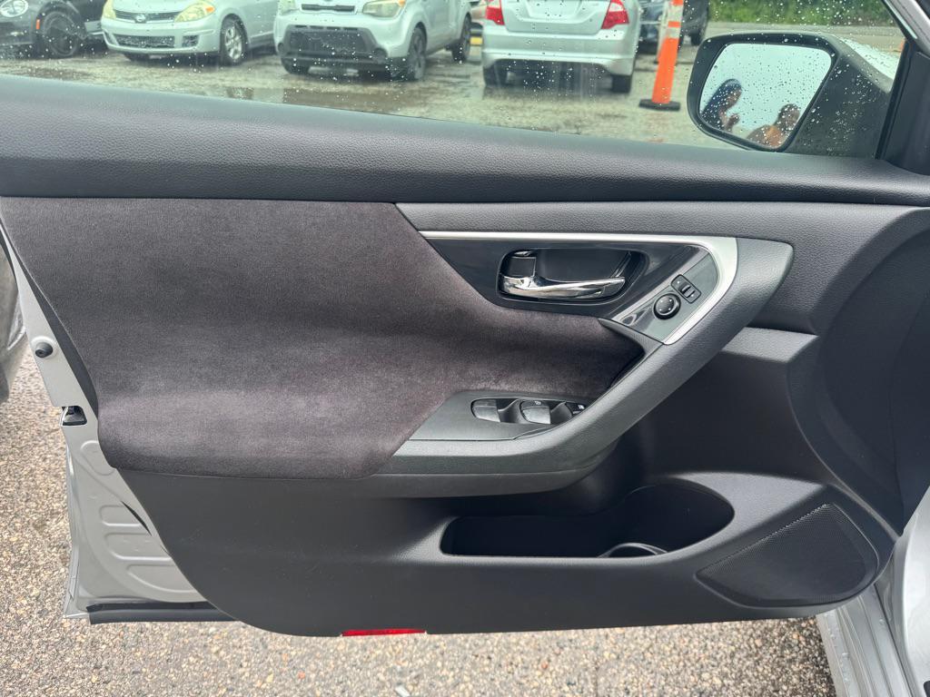 used 2013 Nissan Altima car, priced at $3,500