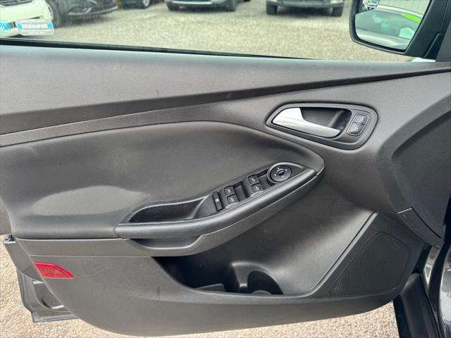 used 2016 Ford Focus car, priced at $3,200