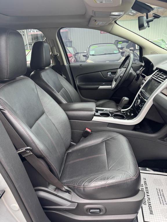 used 2011 Ford Edge car, priced at $2,995