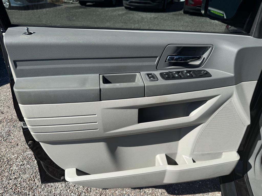 used 2008 Dodge Grand Caravan car, priced at $3,995