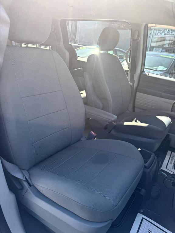 used 2008 Dodge Grand Caravan car, priced at $3,995