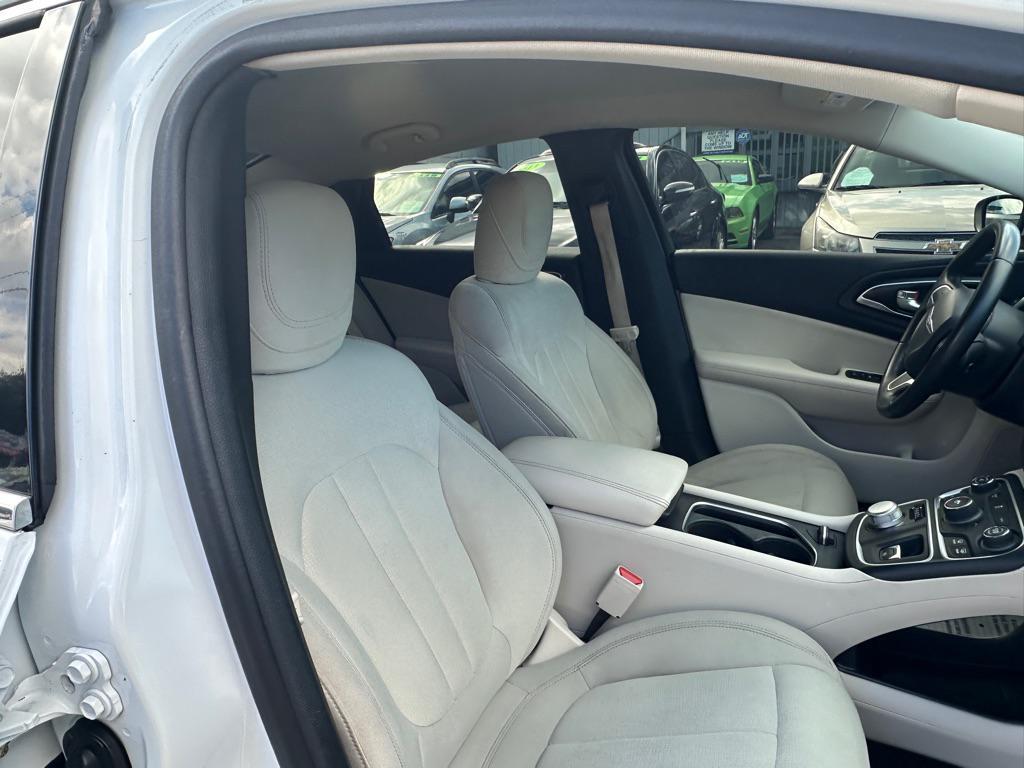 used 2016 Chrysler 200 car, priced at $3,800