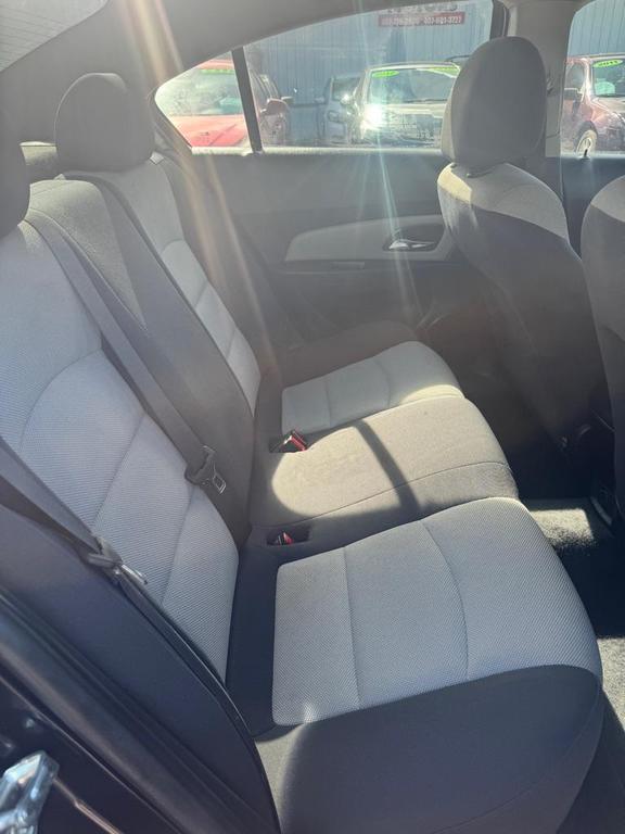 used 2016 Chevrolet Cruze Limited car, priced at $3,500