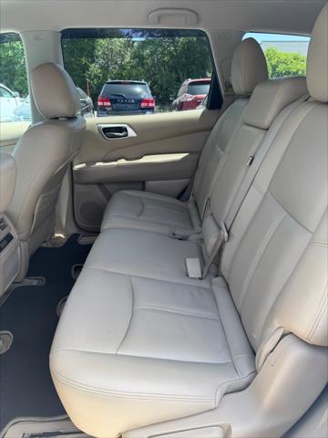 used 2014 Nissan Pathfinder car, priced at $4,500