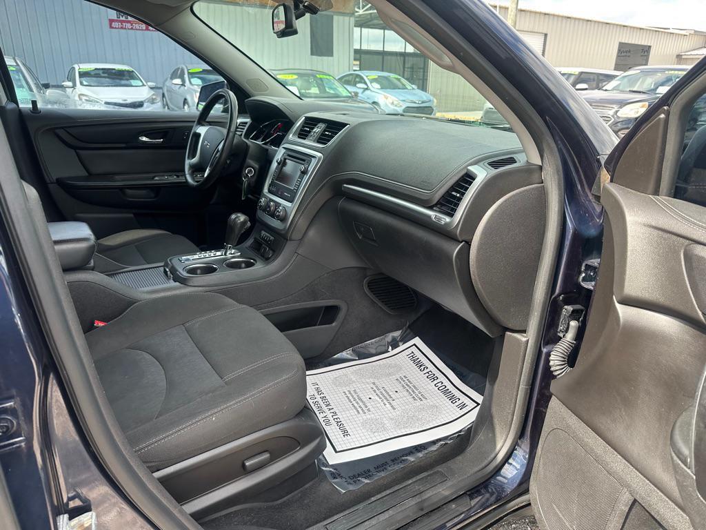 used 2015 GMC Acadia car, priced at $3,600