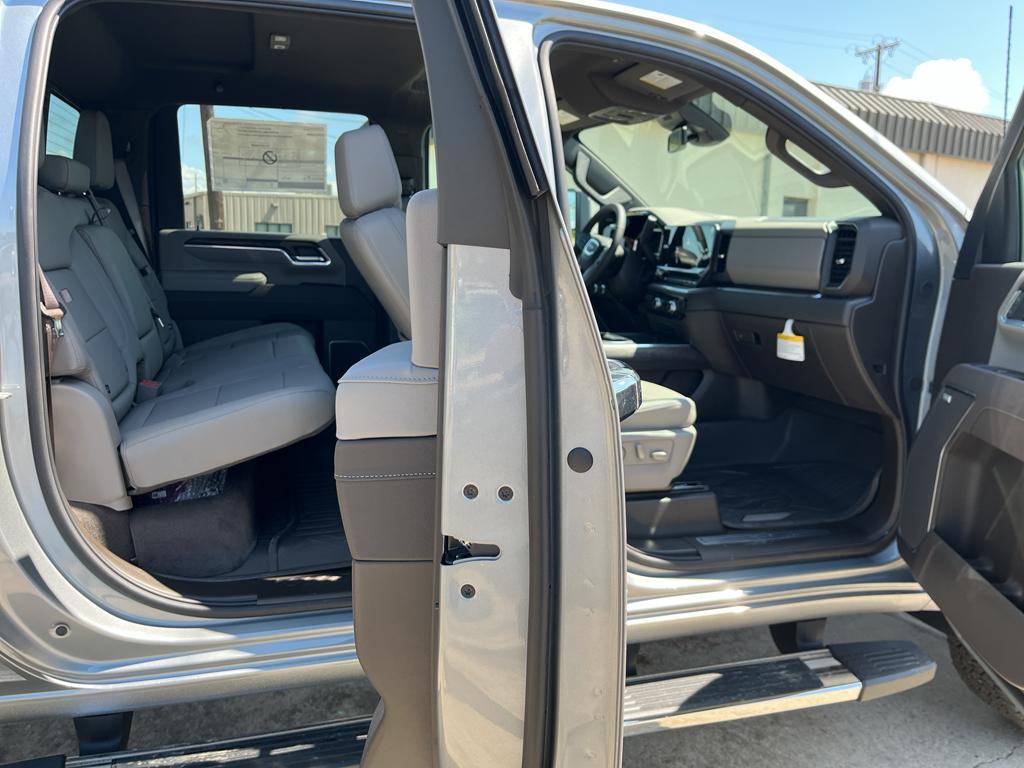 new 2025 GMC Sierra 2500 car, priced at $83,350