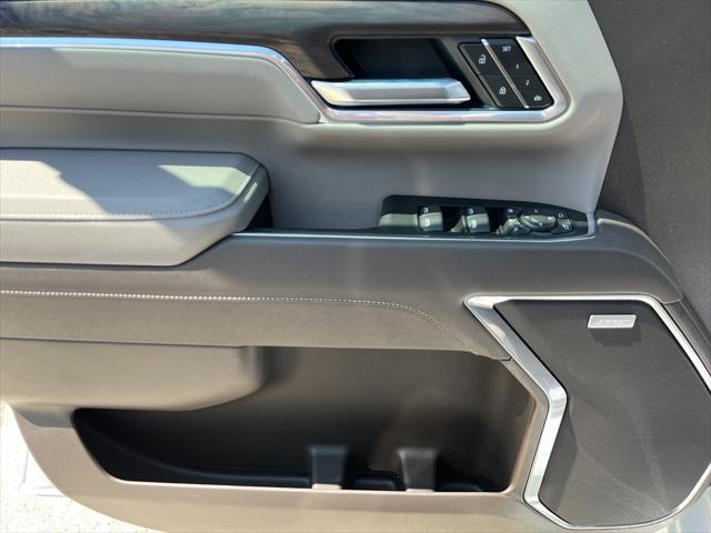 new 2025 GMC Sierra 2500 car, priced at $80,365